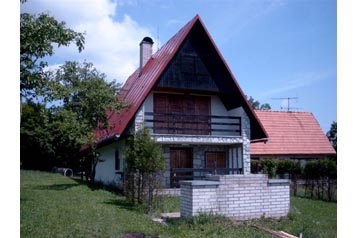 Slovakia Chata Hontianske Nemce, Eksteriør